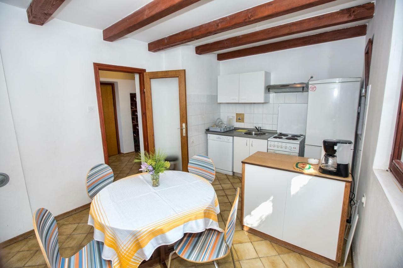 Penthouse Karlobag Apartment ภายนอก รูปภาพ
