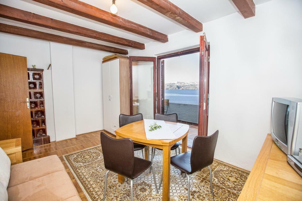 Penthouse Karlobag Apartment ภายนอก รูปภาพ